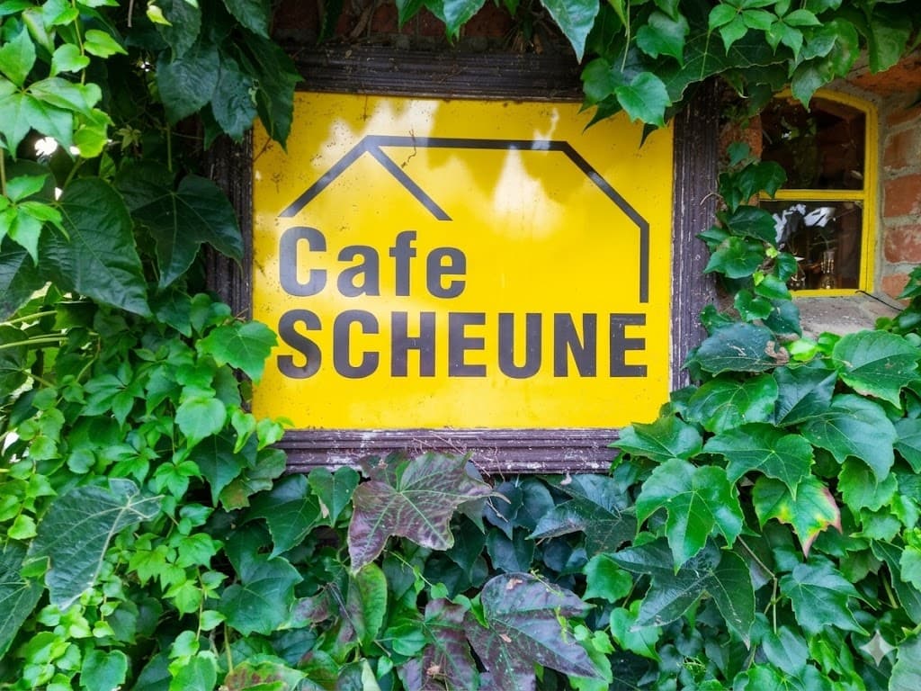 Livemusik THE INFAMOUS HER (USA)