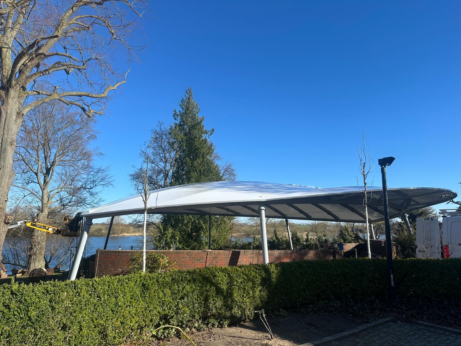 Bürgergarten erhält pünktlich zum Saisonstart neues Dach